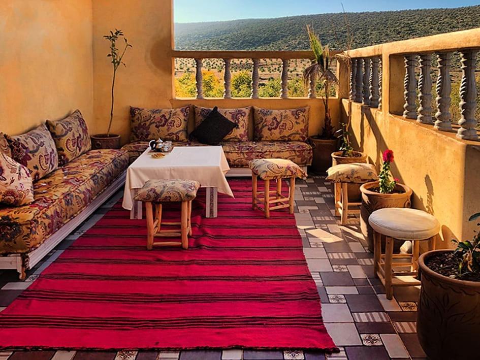 Le Petit Jardin Acomodação com café da manhã Demnat Exterior foto
